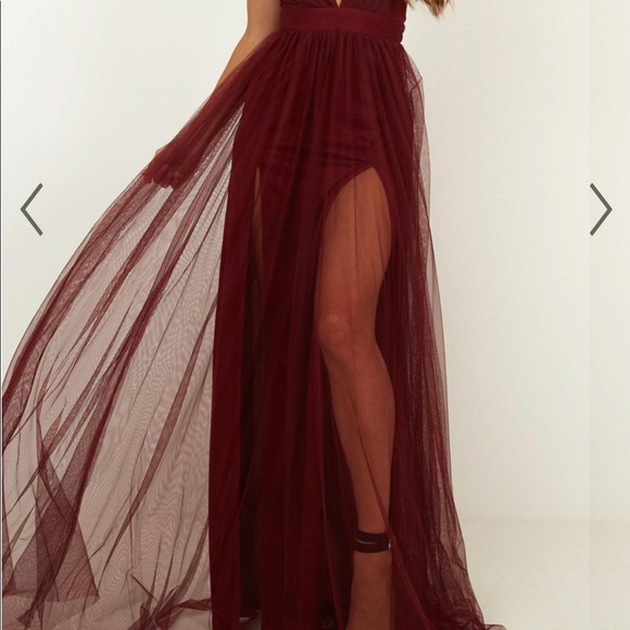 Showpo Celebrate tonight Maxi dress. Wine color. Size Small. - Picture 10 of 10